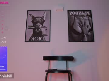 webcam girl anniehillofficial_ live cam image #5042671