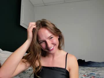 webcam girl innocentprovenguilty live cam image #491689