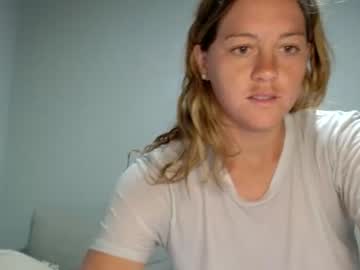 webcam girl rebfields live cam image #2575474