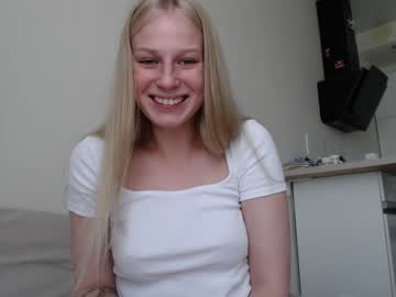 webcam girl magic_couple13 live cam image #1837795