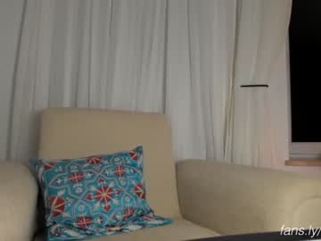 webcam girl oksanafedorova live cam image #2850445
