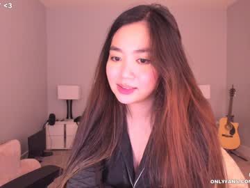 webcam girl clara_chan live cam image #148744