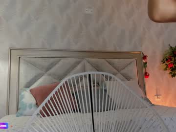 webcam girl aurora_bunnie live cam image #5966774