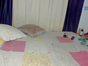 webcam couple valeriakeeler live cam image #1409259