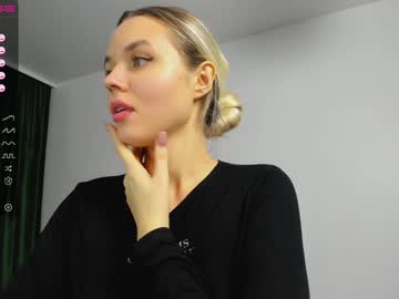 webcam girl corni__ live cam image #3218031