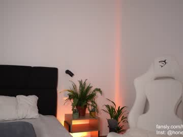 webcam girl aria_diaz live cam image #6899904