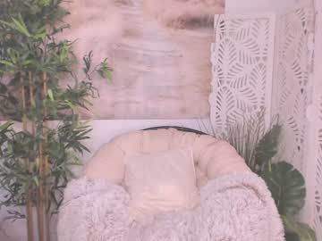 webcam girl yourmidnightcoffee live cam image #2509145