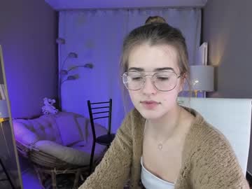 webcam girl zlata_luna live cam image #710515