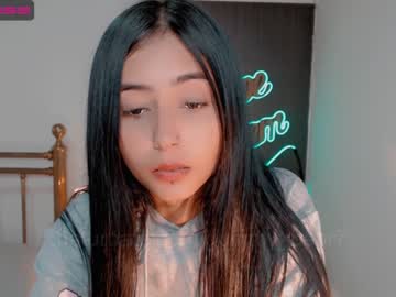 webcam girl gummy_bear7 live cam image #2617063