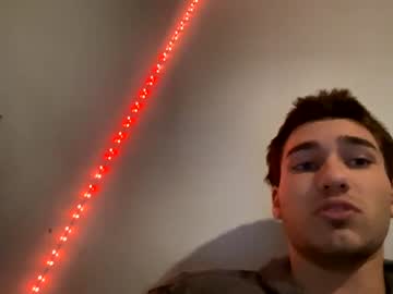 webcam man jfiggs04 live cam image #5355106