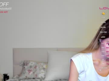 webcam girl oksanafedorova live cam image #4799439