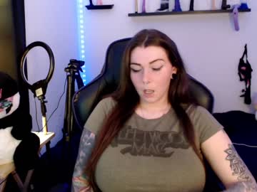 webcam girl bigtittedtattedlesbian live cam image #2078316