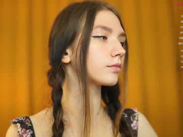 webcam girl angels_kiss live cam image #2635745