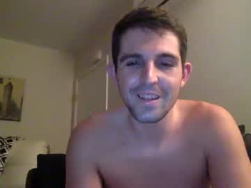 webcam man gradwithnocabbage live cam image #133282