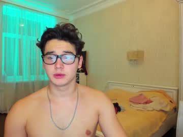 webcam man purple_gang live cam image #124673