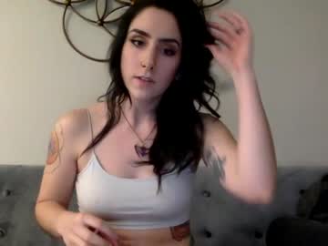 webcam girl hollywilder live cam image #1081443