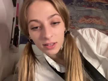 webcam girl tastytaylorx live cam image #3952751