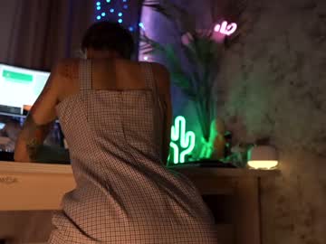 webcam girl kronniekray live cam image #78007