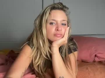 webcam girl yourdiscodoll live cam image #4293831