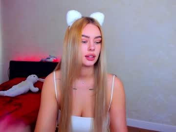 webcam girl 8a8y_nura live cam image #3657780