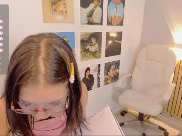 webcam girl little_effy18 live cam image #5804757