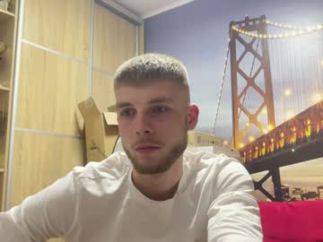 webcam man raw_edge live cam image #7074889