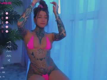 webcam girl nickyneck live cam image #6720798