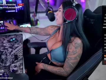 webcam girl evelyne92 live cam image #5594725