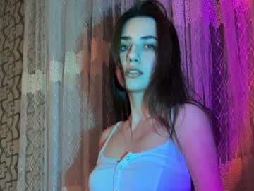 webcam girl _emmy_gold live cam image #2216933
