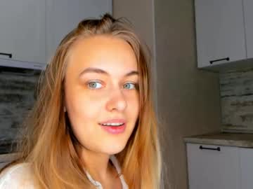 webcam girl lindamildreda live cam image #5148290