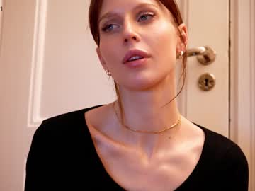 webcam girl ellaa91 live cam image #3383311