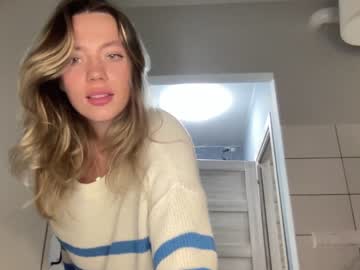 webcam girl angel_from_sky live cam image #5347370