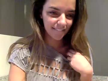 webcam girl ella_boo live cam image #798170
