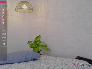webcam girl grettabenett_ live cam image #1833628