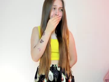 webcam girl candy__mandy live cam image #4339900