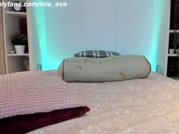 webcam girl mis_eva live cam image #3166639