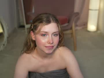 webcam girl april_blush live cam image #6842953