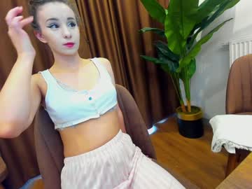 webcam girl ehotlovea live cam image #4394400