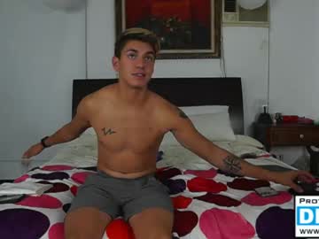 webcam couple alyssa_powers live cam image #1993122