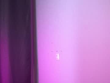 webcam girl emilybatee live cam image #6518278