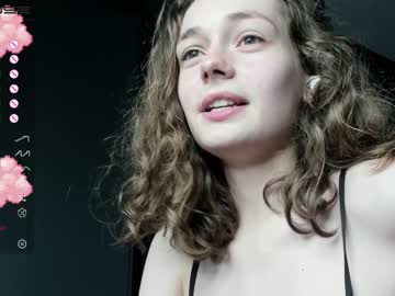 webcam girl mxxnsxsul live cam image #2642628