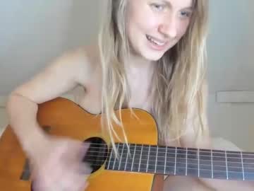 webcam girl scartit live cam image #1809410
