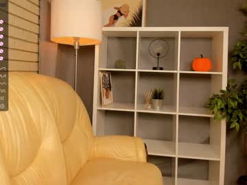 webcam girl helenahayley live cam image #1898767