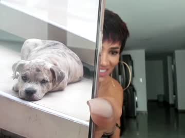webcam tranny sweetlaurasaenz live cam image #4019606