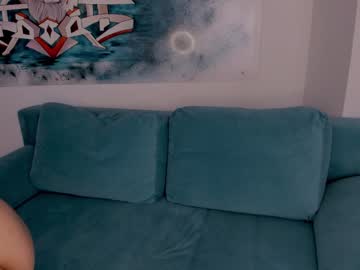 webcam girl fox_julie live cam image #2242009