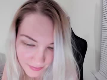 webcam girl mariah95 live cam image #1605865