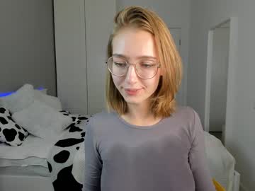 webcam couple christine_bae live cam image #5205547
