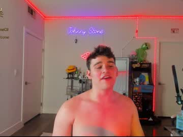 webcam man thejohnnystone live cam image #4985207