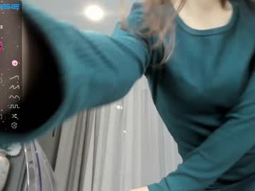 webcam girl monika_youthfull live cam image #4291170