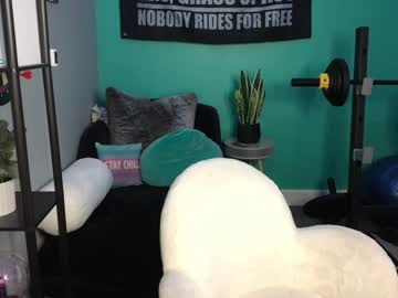 webcam man crashmonroe live cam image #2539087